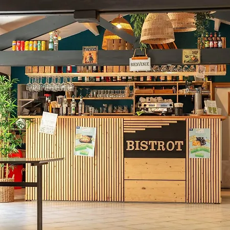 Clos Cottet Kamp alanı *