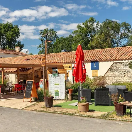 Kamp alanı Clos Cottet Angles (Vendee)