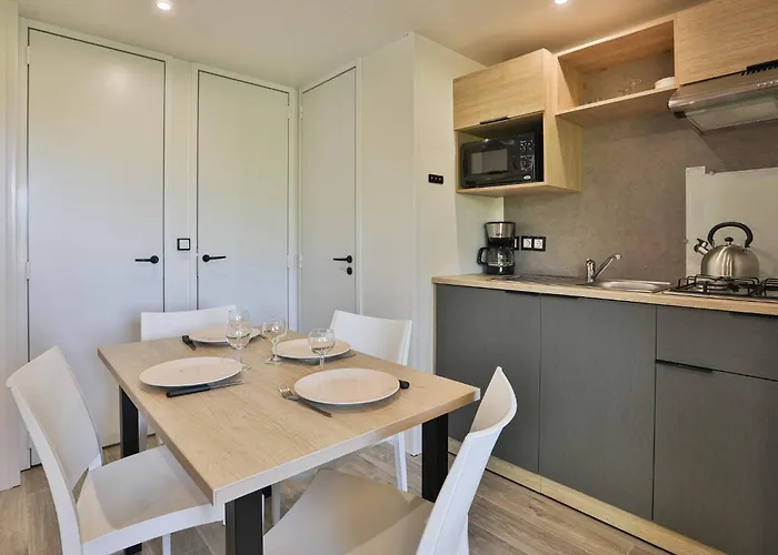 Camping Clos Cottet *